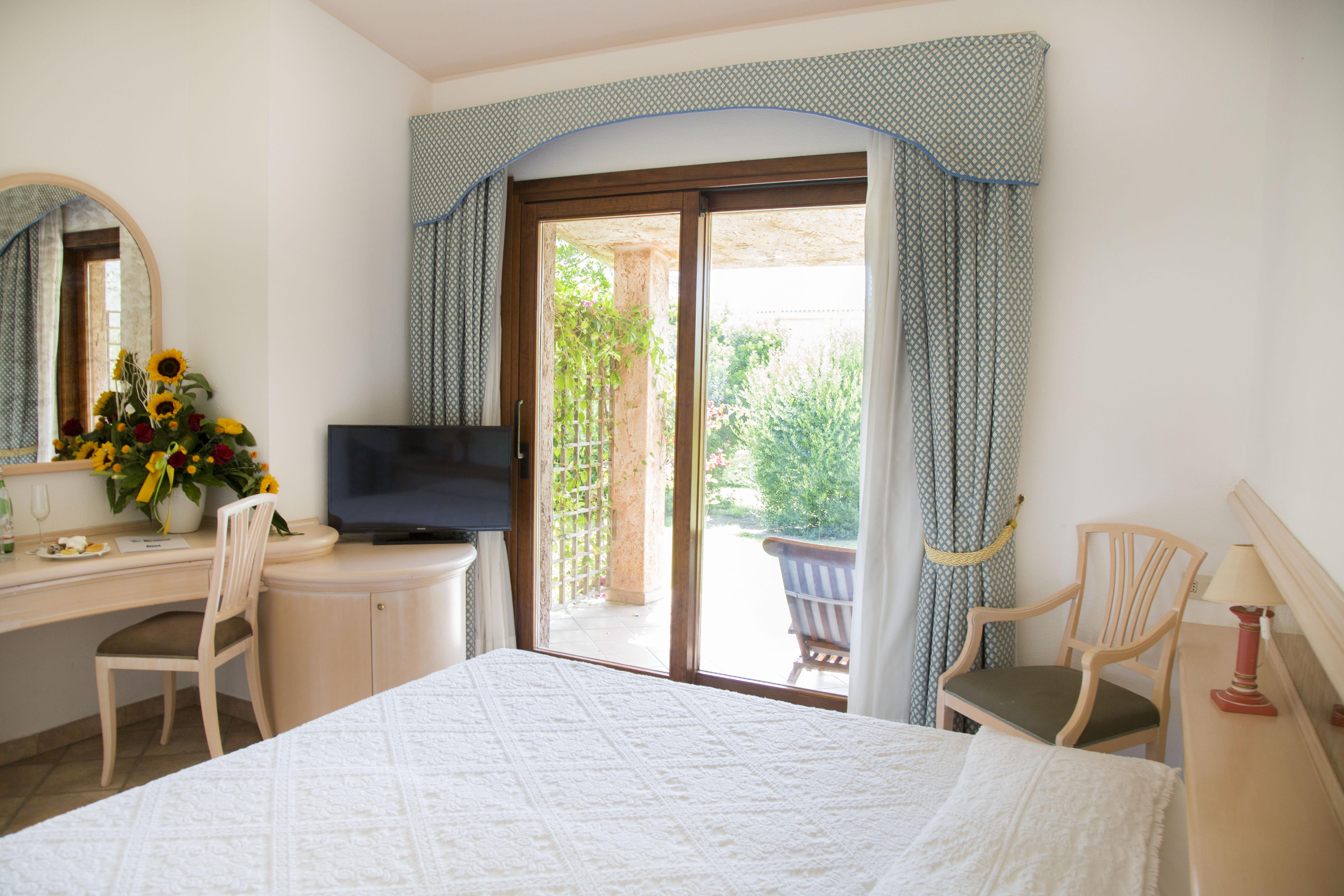 Sant'Elmo Beach Hotel Castiadas Exterior photo